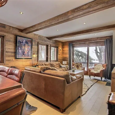 Renove Au Pied Des Pistes Avec Balcon Et Cheminee - Fr-1-455-231 *